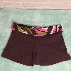 Oh my bod shorts sz Large